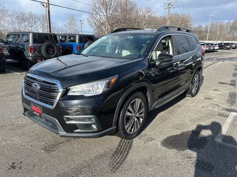 Used 2019 Subaru Ascent Limited image 3