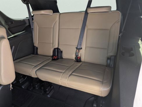 Used 2021 Chevrolet Tahoe Premier w/ Premium Package RWD image 22