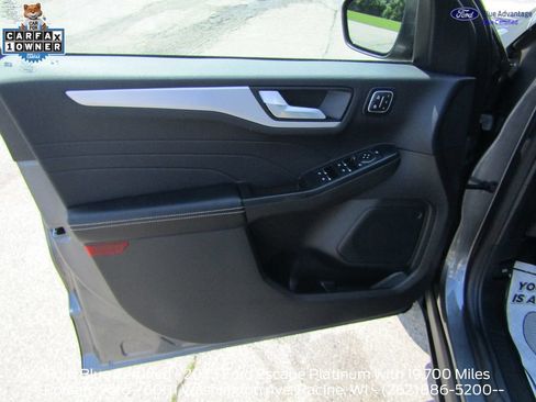 Certified 2025 Ford Escape Platinum AWD/4WD image 27