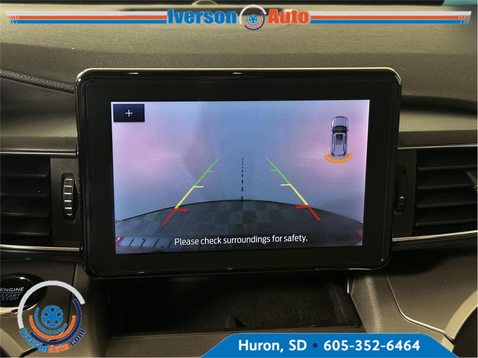 Used 2022 Ford Explorer XLT w/ Equipment Group 202A AWD/4WD image 19