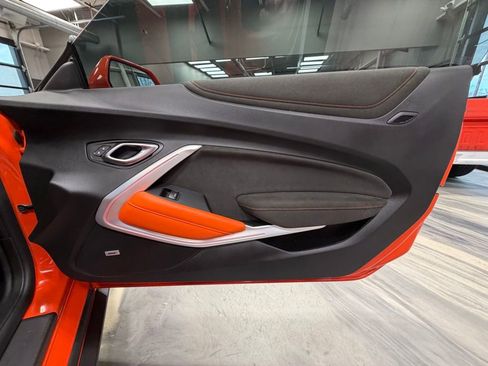 Used 2018 Chevrolet Camaro SS w/ Hot Wheels Edition image 42