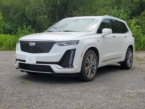 Certified 2024 Cadillac XT6 Premium Luxury AWD/4WD image 1