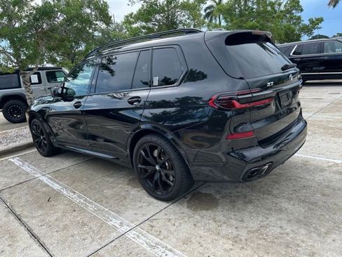Used 2025 BMW X7 M60i AWD/4WD image 5