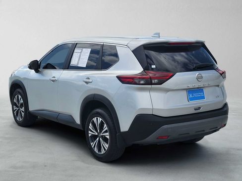 Used 2023 Nissan Rogue SV FWD image 5