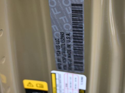 New 2026 Jeep Gladiator Sport image 15