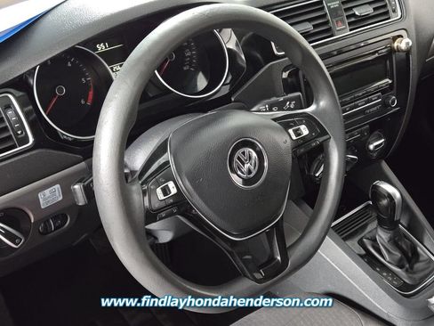 Used 2015 Volkswagen Jetta TDI S FWD image 25