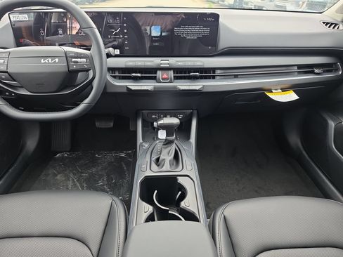 New 2026 Kia K4 EX FWD image 14