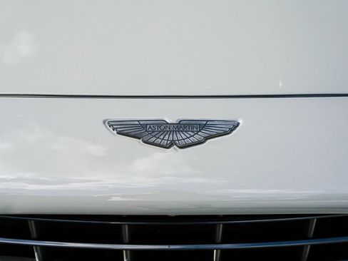 Used 2021 Aston Martin DBX image 66