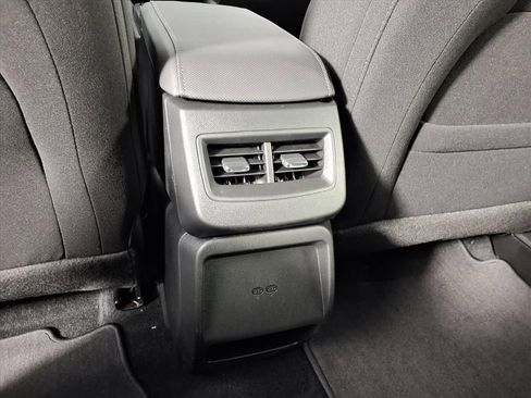 New 2026 Chevrolet Equinox EV LT image 13