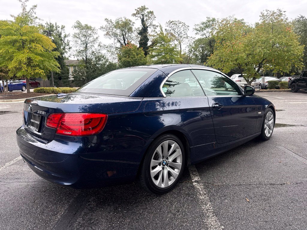 Used 2013 BMW 328i Convertible RWD image 17