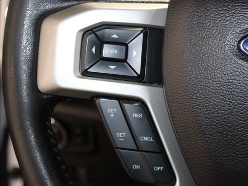 Used 2019 Ford F150 Lariat AWD/4WD image 44