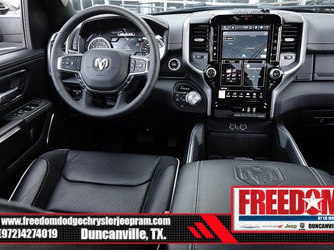 Used 2025 RAM 1500 Laramie AWD/4WD image 17