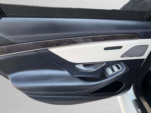 Used 2016 Mercedes-Benz S 550 Sedan image 32