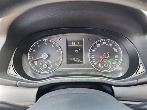 Used 2013 Volkswagen Passat 2.5 S image 27