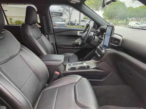 Used 2022 Ford Explorer ST w/ Equipment Group 401A AWD/4WD image 26