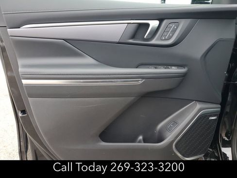 New 2026 Buick Enclave Sport Touring w/ Power Package image 21