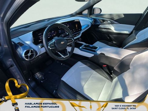 Certified 2025 Chevrolet Equinox EV LT image 13