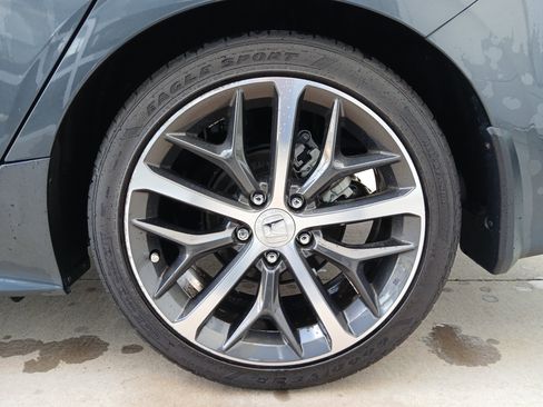 Used 2024 Honda Civic Touring image 15