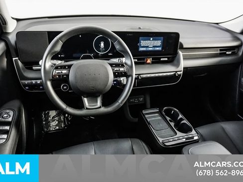 Used 2025 Hyundai Ioniq 5 SEL image 24