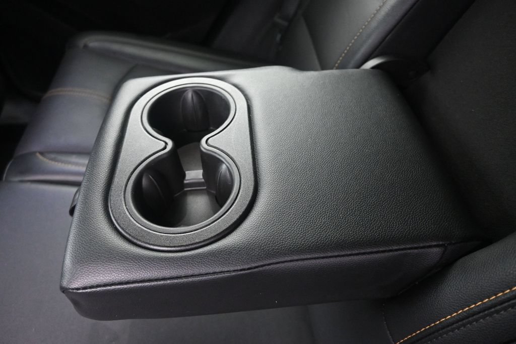 Used 2023 Chevrolet Equinox Premier FWD image 17
