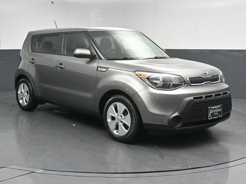 Used 2016 Kia Soul w/ Convenience Package FWD image 1