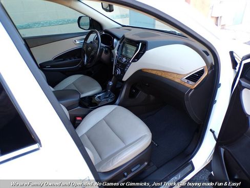 Used 2015 Hyundai Santa Fe GLS w/ Option Group 03 FWD image 32
