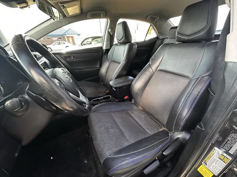 Used 2019 Toyota Corolla SE image 14