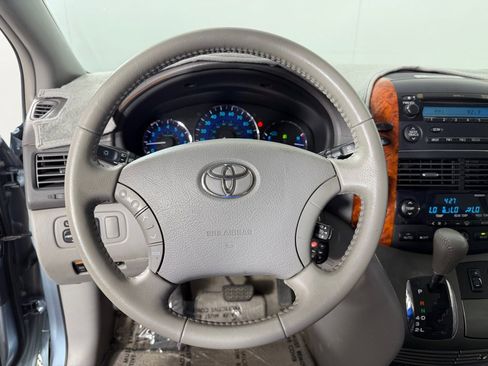 Used 2006 Toyota Sienna FWD image 14