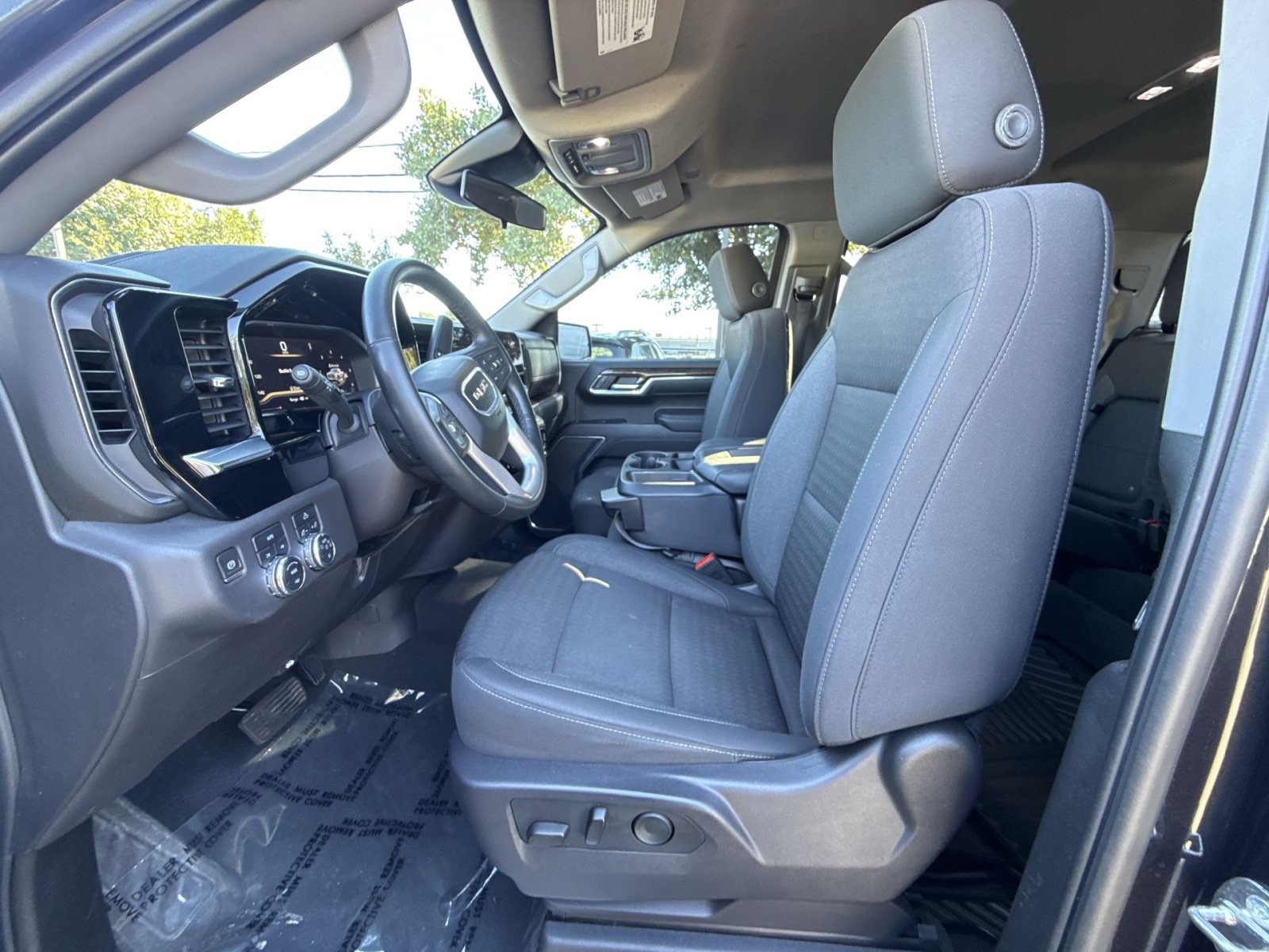 Used 2024 GMC Sierra 1500 Elevation AWD/4WD image 13