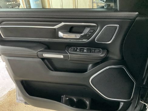 Used 2023 RAM 1500 Laramie AWD/4WD image 34