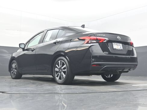 Used 2021 Nissan Versa SV FWD image 27
