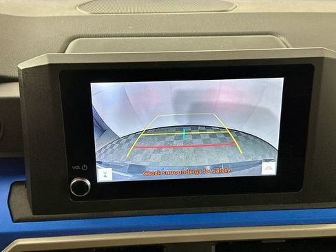 Used 2025 Toyota Tacoma TRD Off-Road image 12