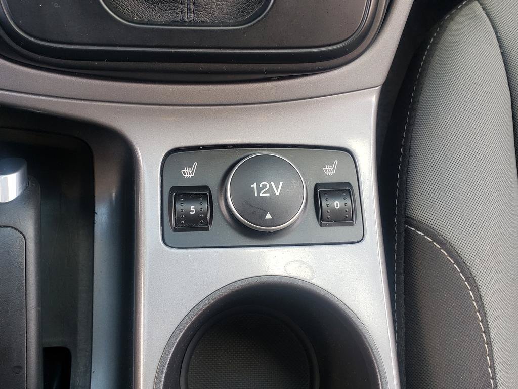 Used 2016 Ford Escape SE FWD image 26