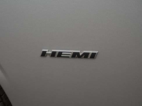 Used 2015 Dodge Challenger R/T w/ Quick Order Package 28D R/T RWD image 19