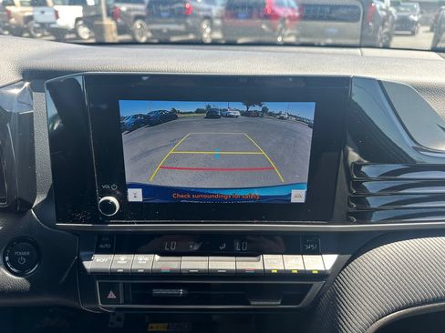 Used 2025 Toyota Camry SE FWD image 16