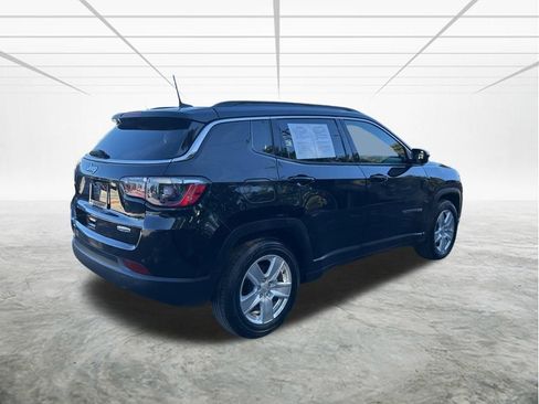 Certified 2022 Jeep Compass Latitude w/ Sun and Sound Group image 4