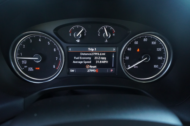 Used 2024 Buick Enclave Essence FWD image 11