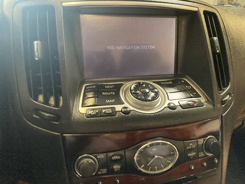 Used 2013 INFINITI G37 Convertible w/ Premium Pkg RWD image 27