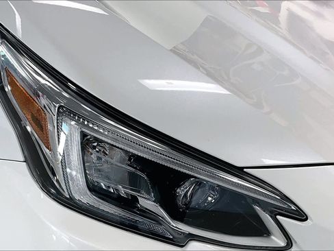 Used 2022 Subaru Outback Touring image 28