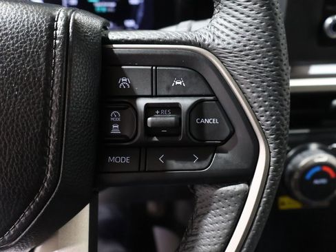 Used 2024 Toyota Tacoma TRD Off-Road image 37