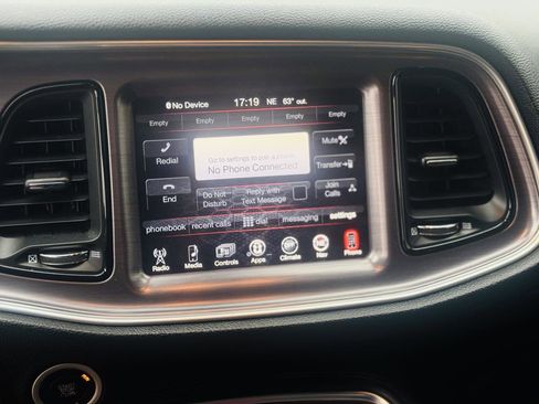 Used 2015 Dodge Challenger R/T w/ Quick Order Package 28B R/T image 24