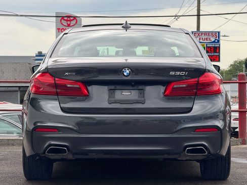 Used 2020 BMW 530i xDrive w/ M Sport Package AWD/4WD image 6