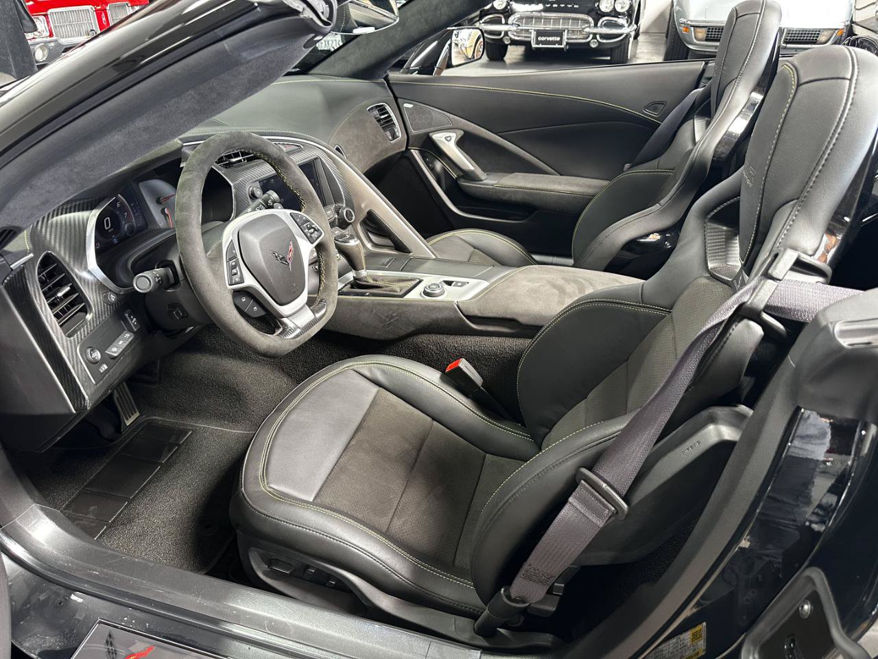 Used 2016 Chevrolet Corvette Z06 w/ C7.r Special Edition RWD image 23