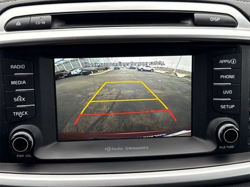 Used 2017 Kia Sorento LX w/ LX Convenience Package image 27