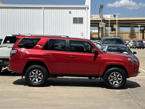 Used 2024 Toyota 4Runner TRD Off-Road Premium AWD/4WD image 3