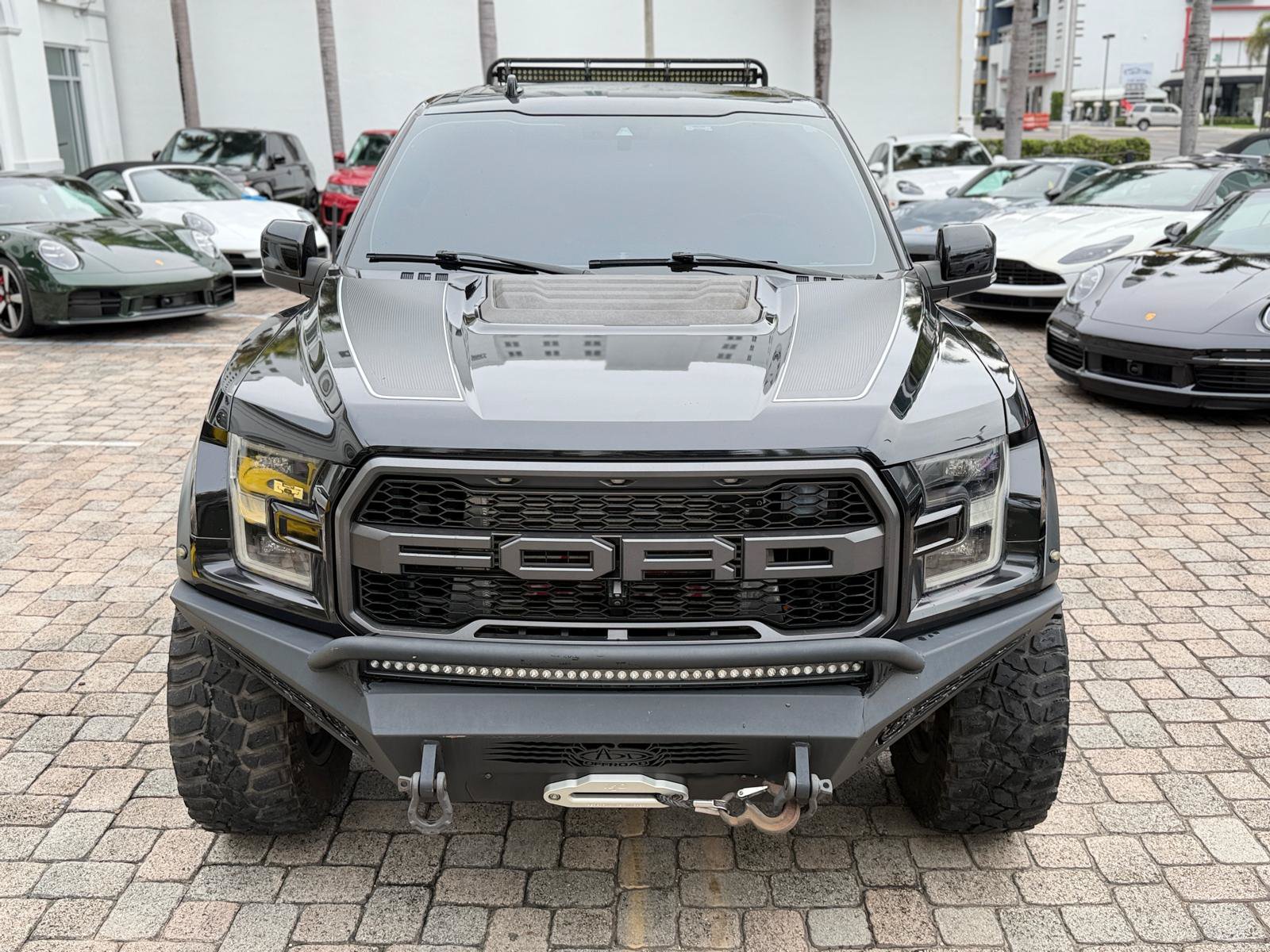 Used 2019 Ford F150 Raptor w/ Equipment Group 802A Luxury AWD/4WD image 3