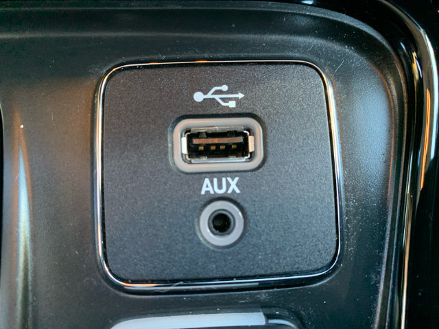 Used 2017 Jeep Compass Limited AWD/4WD image 33