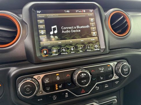 Used 2021 Jeep Gladiator Mojave image 47