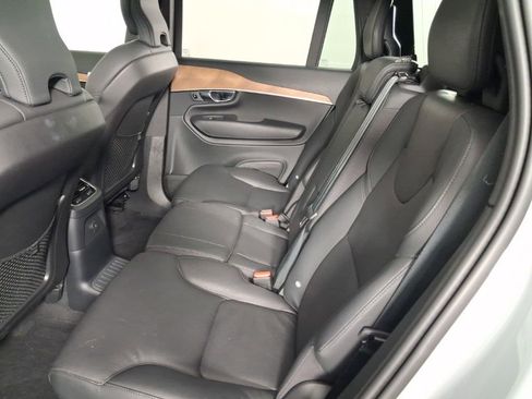 Certified 2025 Volvo XC90 T8 Plus w/ Protection Package AWD/4WD image 19