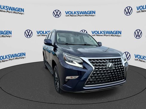 Used 2020 Lexus GX 460 Premium w/ Premium Package AWD/4WD image 16